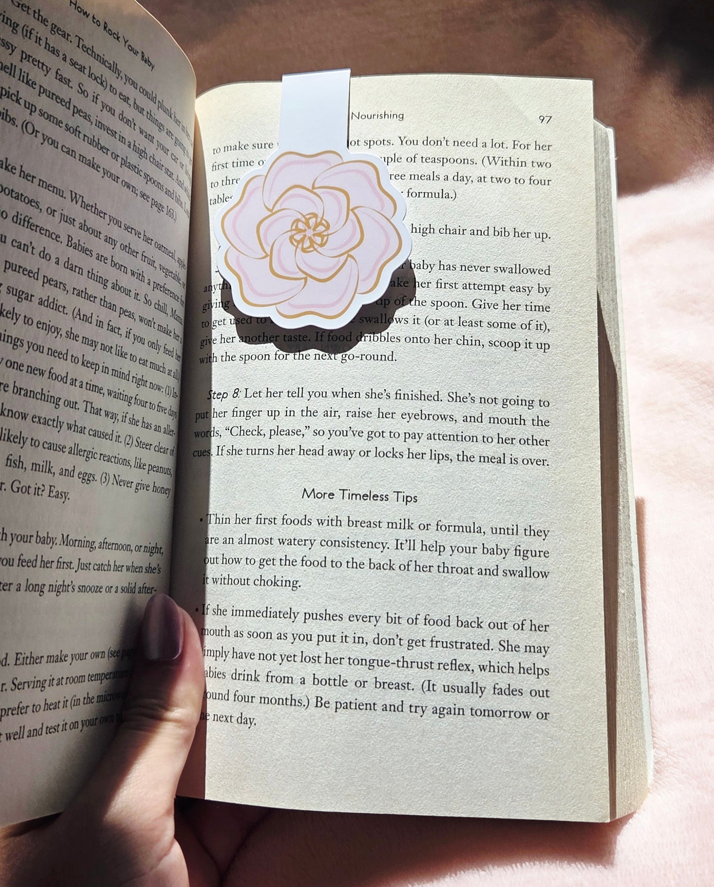 Bella Magnetic Bookmark