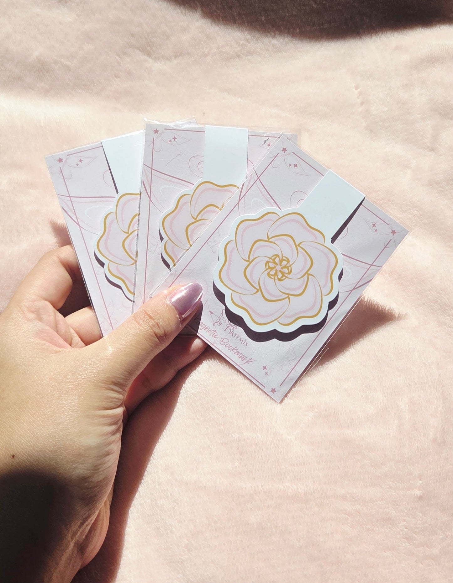 Bella Magnetic Bookmark